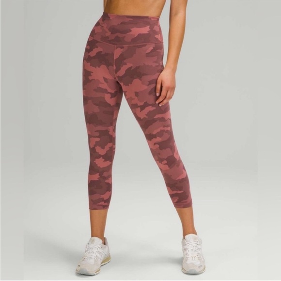Lululemon Athletica Coral Camo Leggings - Picture 2 of 7